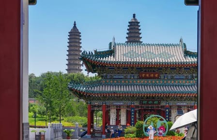 Explore Taiyuan's Antique Market and Northern Qi Murals