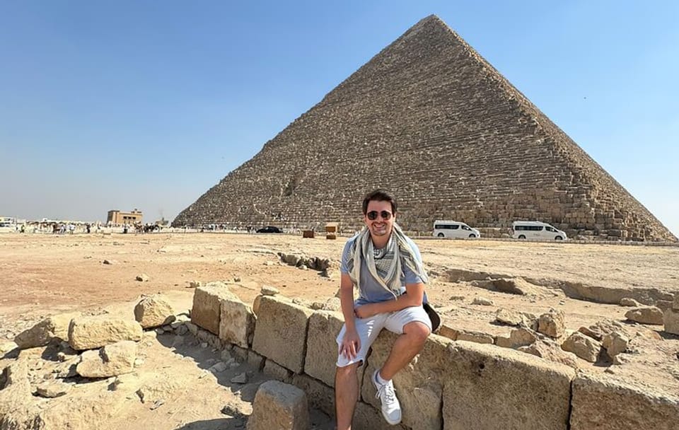 Giza Pyramids Half Day Tour with Hotel Pickup in Cairo