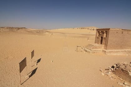 Tell el-Amarna unusual Private day tour