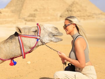 Private Day Tour Giza Pyramids, Sphinx, Memphis, and Saqqara