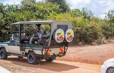 Nairobi National Park Game Drive in Open Safari Jeep
