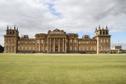 Private Tour to Blenheim Palace with Tickets from London