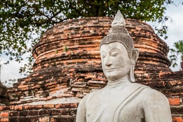 Tour in Maeklong Railway, Floating Market and Ayutthaya