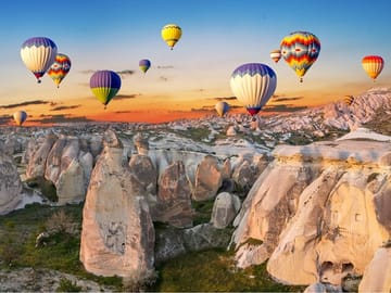 Cappadocia Day Tour from Istanbul: Explore Avanos and Derinkuyu
