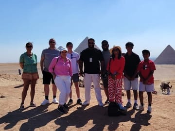 Pyramids of Giza and the great Sphinx, Group Tour