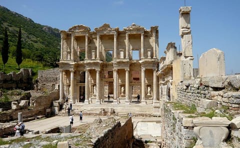 Ephesus and Virgin Mary House Tour from Izmir