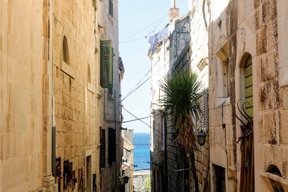 Private Korčula Old Town and Inland Wine Tasting – from Korčula