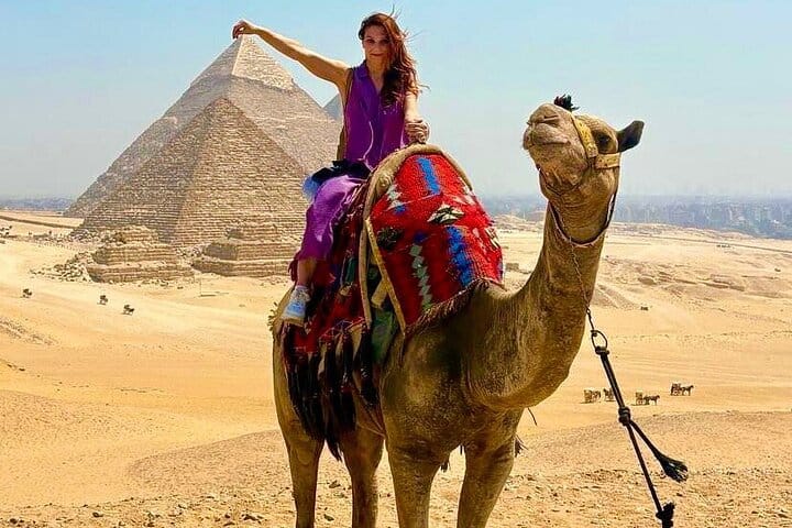 Cairo & Giza VIP Tour: Pyramids, Sphinx, Camel Ride & Felucca