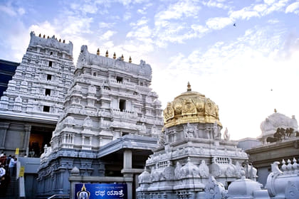 Trails of Tranquility: Bangalore, Hampi & Goa Escapade