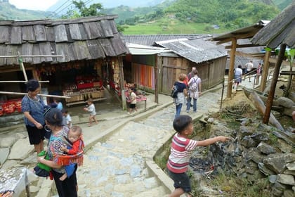 Sapa 2 Days 1 Night from Hanoi By Cabin Bus + 4 * Hotel Overnight