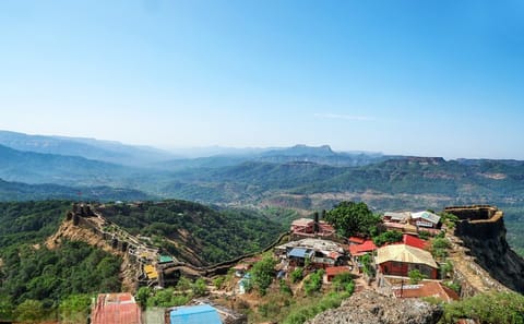 Mumbai to Mahabaleshwar 3-Day Cultural Tour