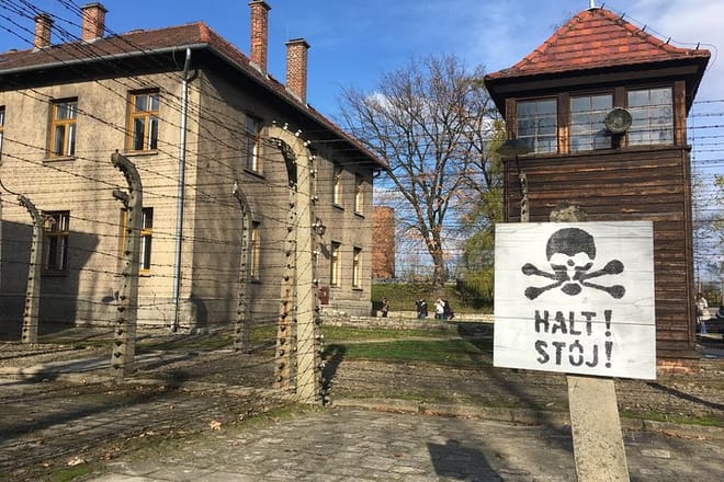 Auschwitz-Birkenau Day Tour from Wroclaw  photo 5