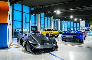 Bologna/Modena: Lamborghini and Ferrari Museums Entry ticket