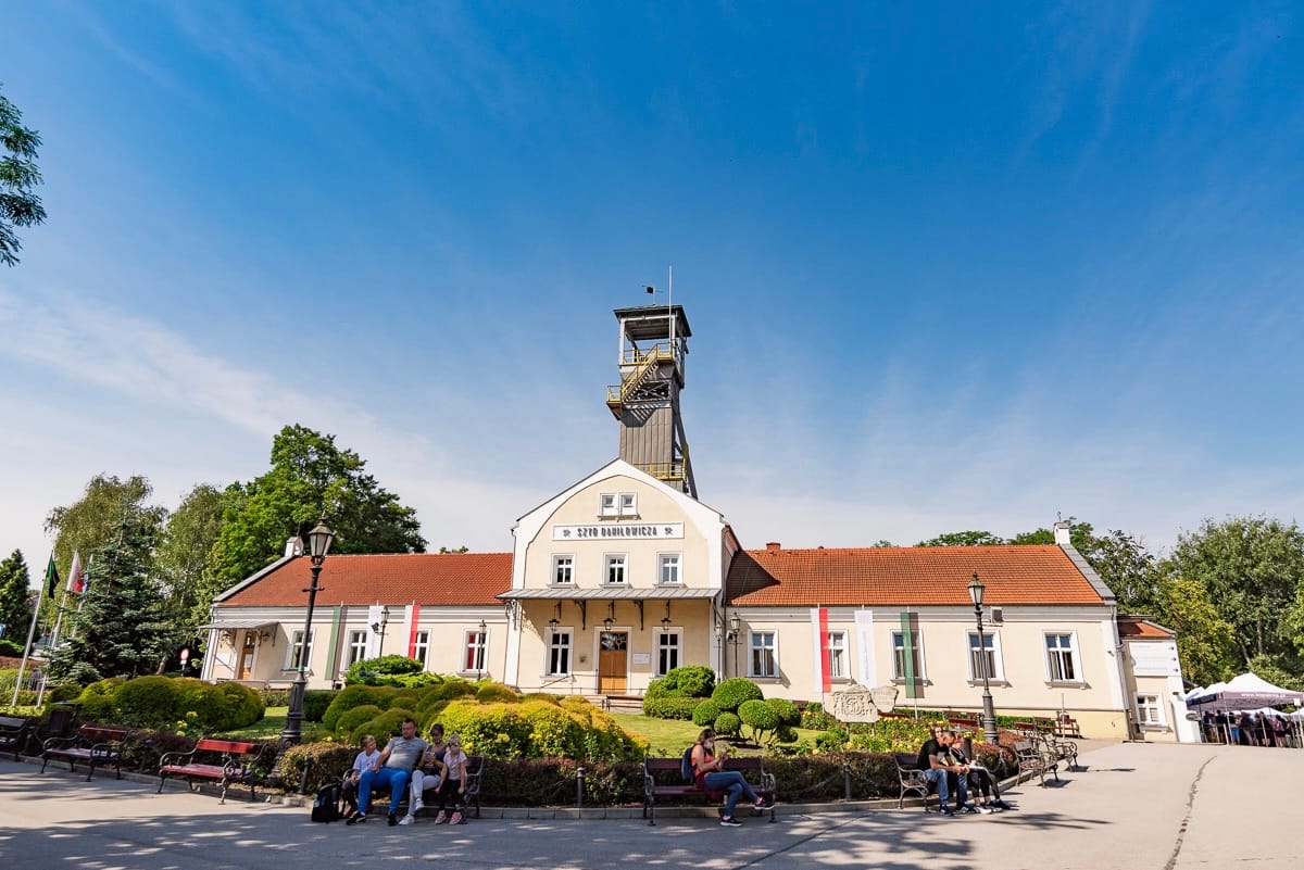 Krakow: Cruise on the Vistula River and Wieliczka Salt Mine Group Tour 2