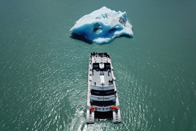 Unique Gourmet Experience - Perito Moreno Glacier Boat Ride photo 2