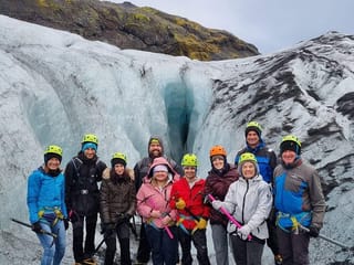 Group photo on the glacier.