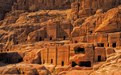 Private 2-Night Tour of Petra, Wadi Rum, and Aqaba from Amman