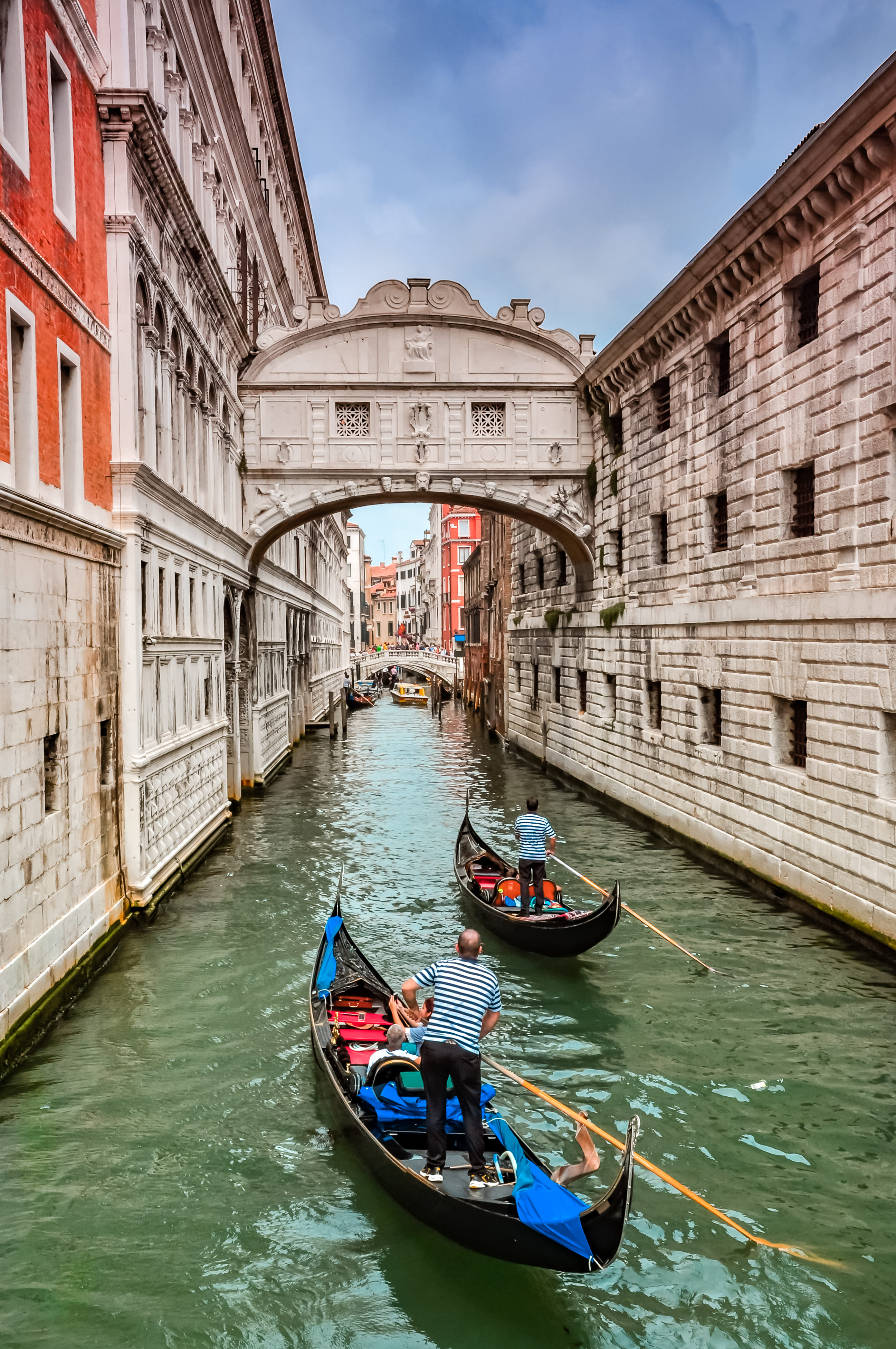 OT Venice: 30-minutes Enchanting Gondola Ride on the Grand Canal