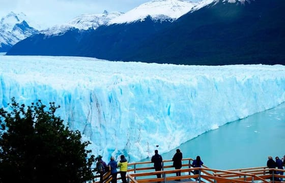 Full-Day Tour to Perito Moreno Glacier with optional Navigation