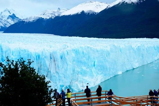 Full-Day Tour to Perito Moreno Glacier with optional Navigation