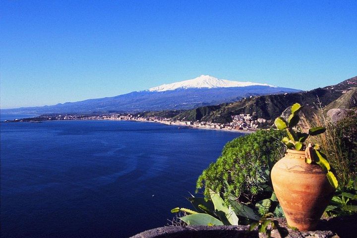 ETNA & TAORMINA - departure from Cefalu area