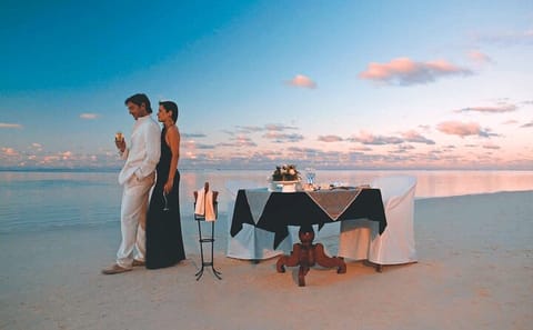 Luxury 14-Day Honeymoon Tour in Sri Lanka's Best Destinations
