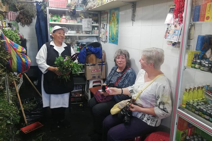 Private city tour Quito, Colonial Treasures and Local Flavors