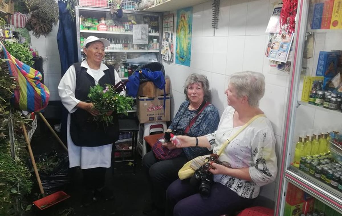 Private city tour Quito, Colonial Treasures and Local Flavors