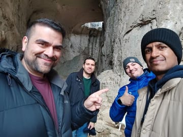 Prohodna Cave