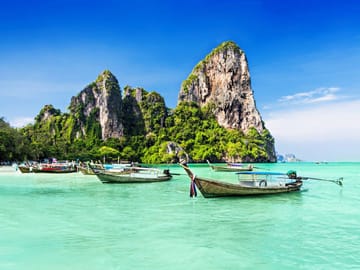 Luxury Day Tour of Hoa Lu, Trang An & Mua Cave from Hanoi