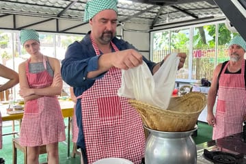 Phuket: Thai Cooking Class with Market Tour