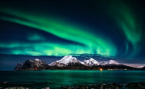 Private 10-Day Van Tour of Iceland's Scenic Highlights