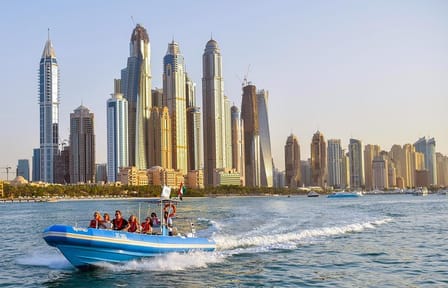 90-Minute Speed Boat Tour of Dubai's Iconic Landmarks