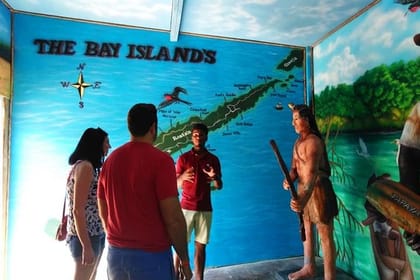 Roatan Manawakie Ecological Nature Park plus City Tour, Transfer & Beach Break