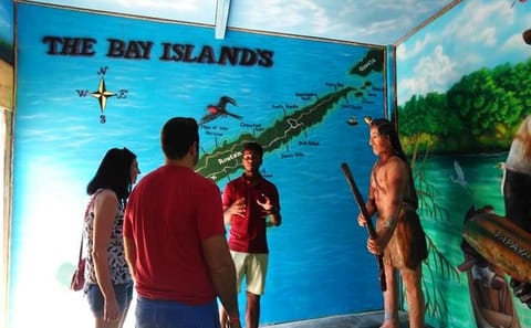 Sandy Bay City and Manawakie Ecological Park Tour