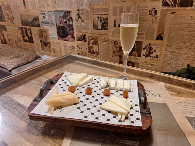 Barcelona Semi-Private Food Tour: Authentic Catalan Tastings