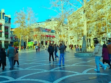 Photo tour- Photograph tour-Baku city tour-Baku Crystal Hall-Carpet Museum Baku-Upland Park Viewpoint-fountain square
