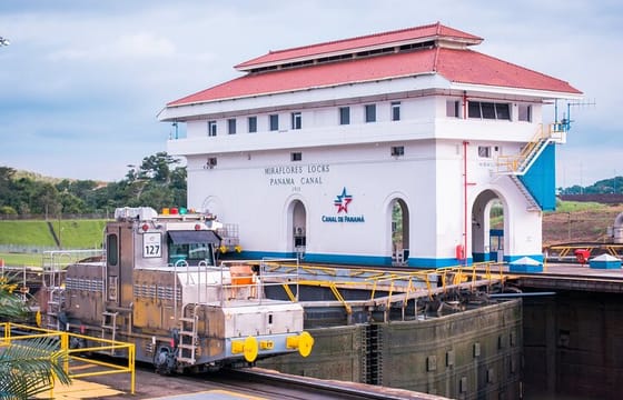 Half-Day City and Panama Canal Tour