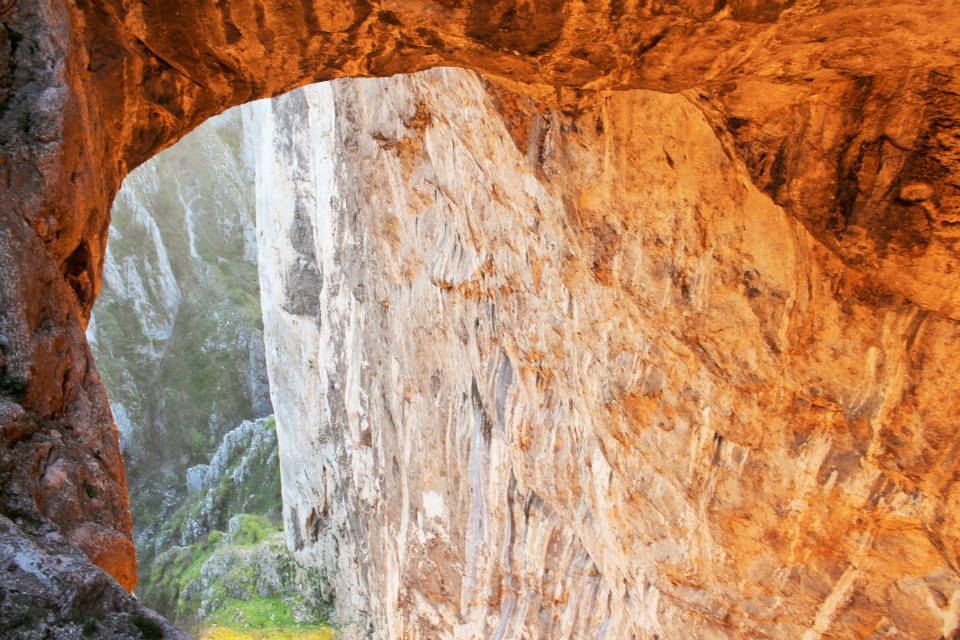 Climbing or Hiking Experience in Turda Canion