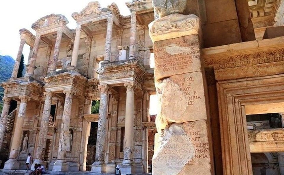 Private Ephesus and Terrace Houses Tour from Kuşadası Port