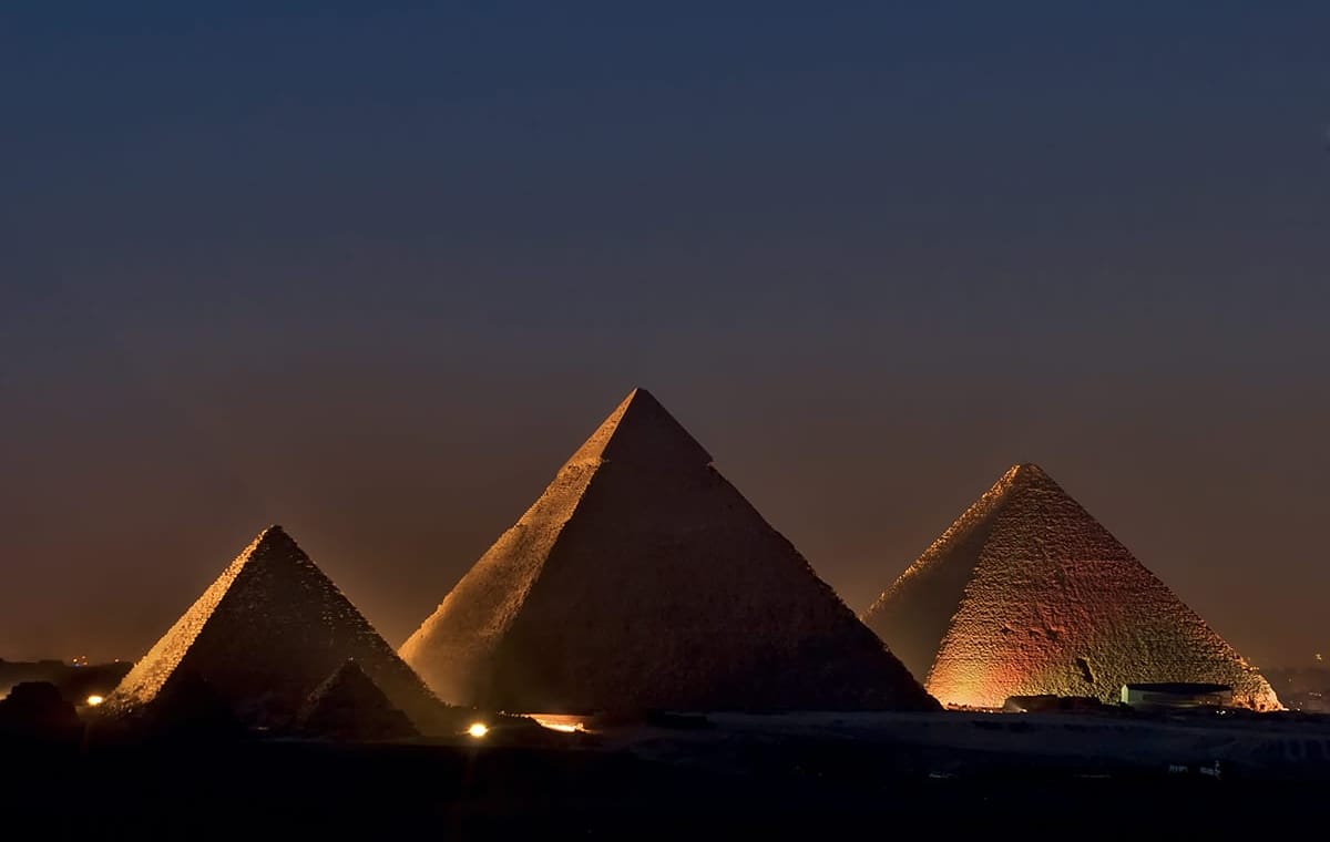 Giza Pyramids Sound and Light Show Tour in Cairo
