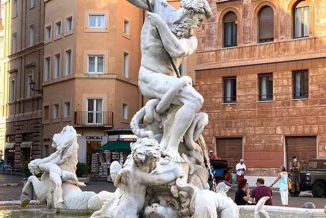 Navona Square