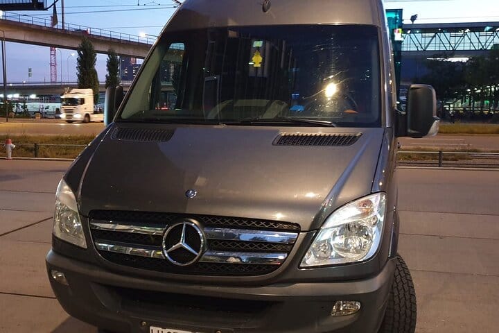 Private Transfer Saint-Tropez to Nice 6