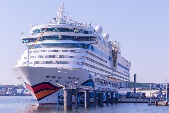 Private transfers to/from Southampton Cruise Port and Central London photo 2