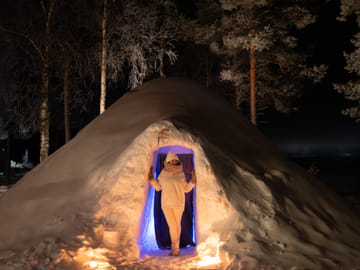 Overnight Stay in a Snow Igloo in Kemijärvi, Finland
