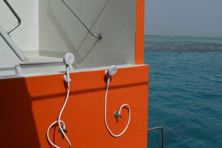 Panorama Semi-Submarine & Snorkeling Tour from Hurghada