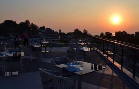 Twilight Stylish Sky Set Dinner – The SIS Kata Resort