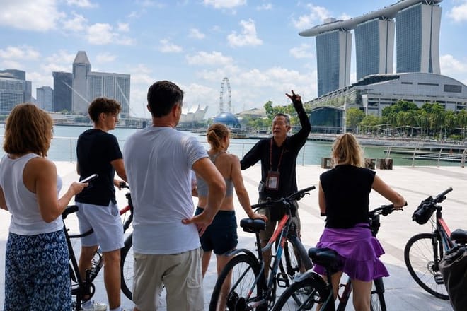 Singapore Highlights Small Group Bike Tour on Full-Sized Bicycles 8