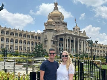 Bengaluru to Cochin: Temples and Backwaters Tour