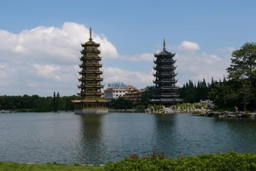 Guilin City Highlights Tour with Reed Flute Cave Visit